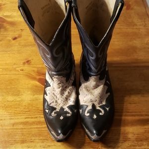 Durango sz 11EE black boots faux snake inlay